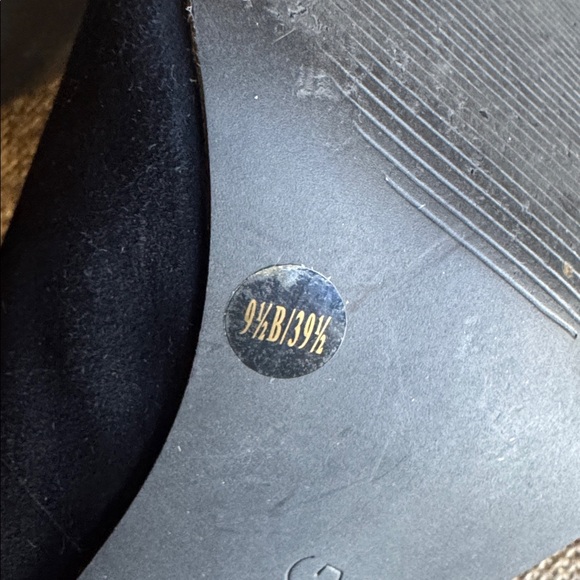 BCBG paris black suede Heels - Picture 8 of 9